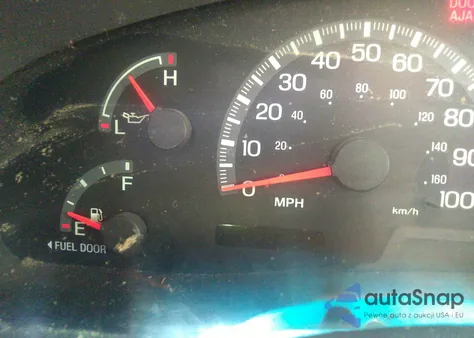 2000 Ford F-150 from USA, damaged, VIN 1FTRF18W6YNA87907